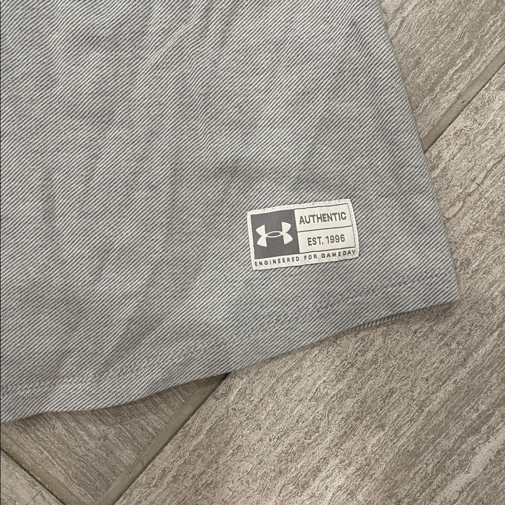 UND Under Armour Gray and White Quarter-Zip Pullover - Picture 5 of 5